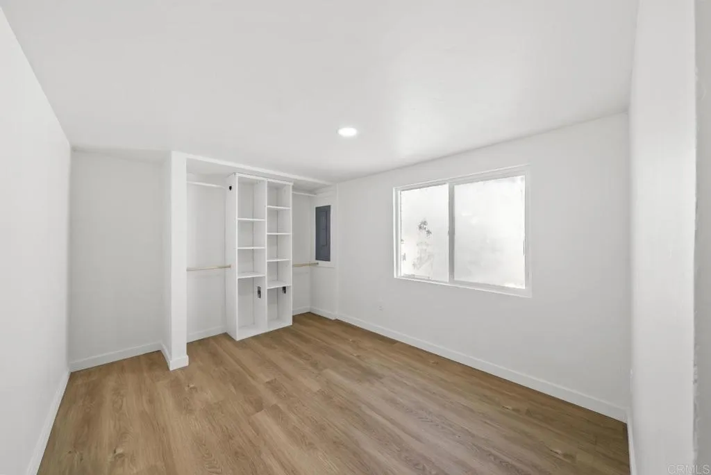 https://cdn.realtyfeed.com/cdn/127/307093737/44527efe80d8e694fbbec421521eb287.webp