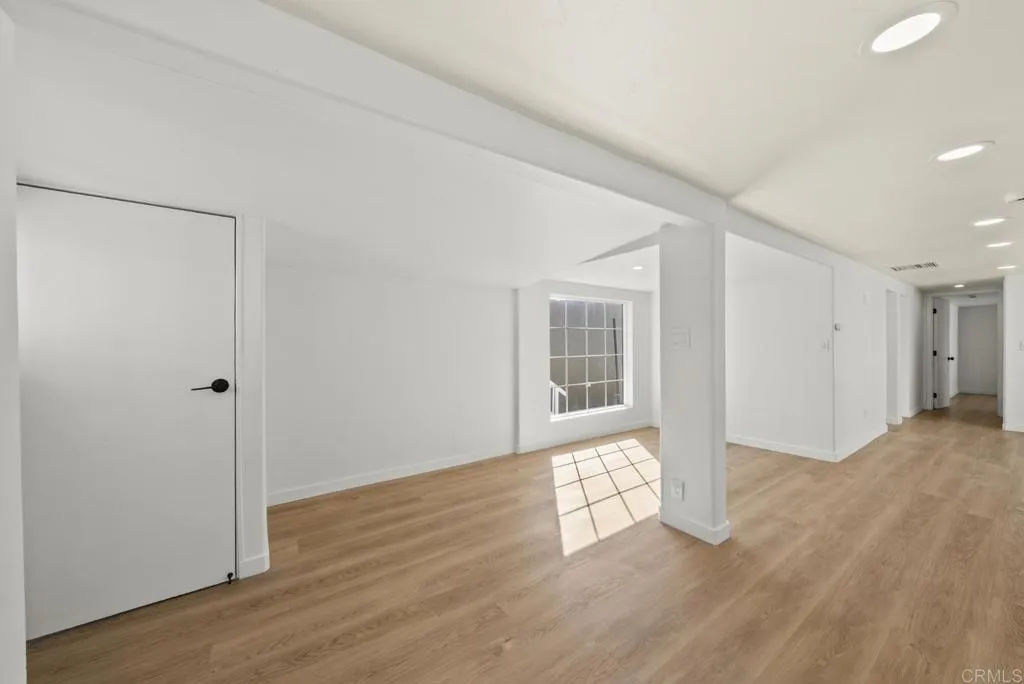 https://cdn.realtyfeed.com/cdn/127/307093737/4dd7b5f94b7c9c842ef75f52ceb5aec9.webp