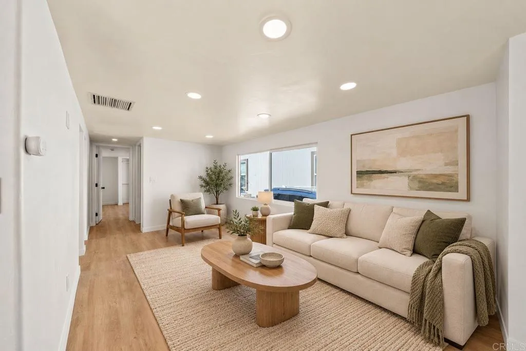 https://cdn.realtyfeed.com/cdn/127/307093737/b7a5ae125f546ac16de4736a69402f78.webp