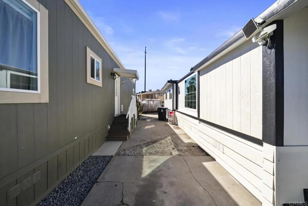 https://cdn.realtyfeed.com/cdn/127/307093737/f580e2b572d8f05f58e27372e0446105.webp