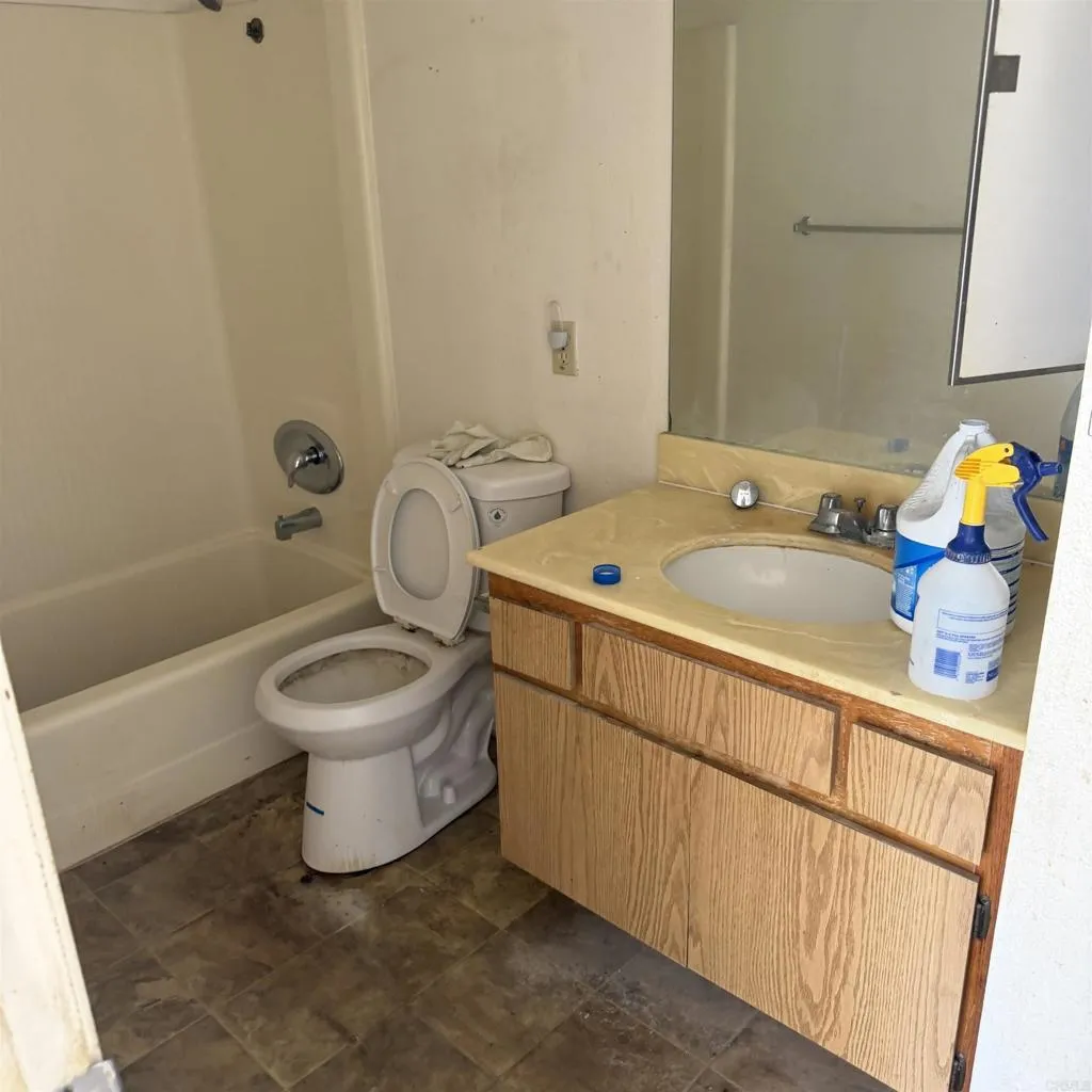 https://cdn.realtyfeed.com/cdn/127/307093743/d95d0a3d2f56de7cee9180f92126190c.webp