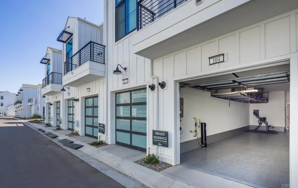 https://cdn.realtyfeed.com/cdn/127/307093760/fc3ce06082b08374a879cfdceaedfbe4.webp