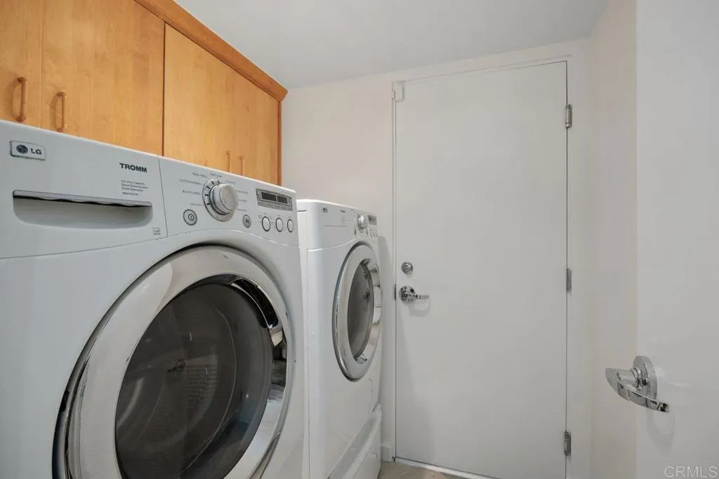 https://cdn.realtyfeed.com/cdn/127/307093824/b8aab34609e677fa6d233ff2a6534bb2.webp
