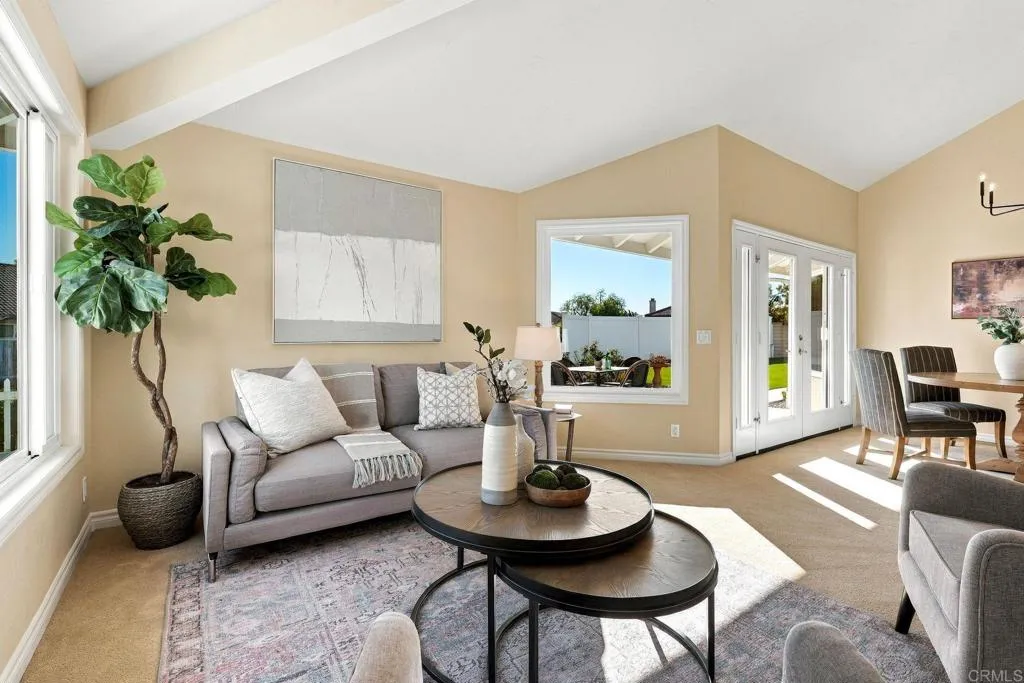 https://cdn.realtyfeed.com/cdn/127/307094003/599188f8e40a7fe56023cf3394fd808d.webp