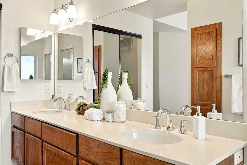 https://cdn.realtyfeed.com/cdn/127/307094003/7393f04a1c38b3df8af6f7310f63b6a2.webp
