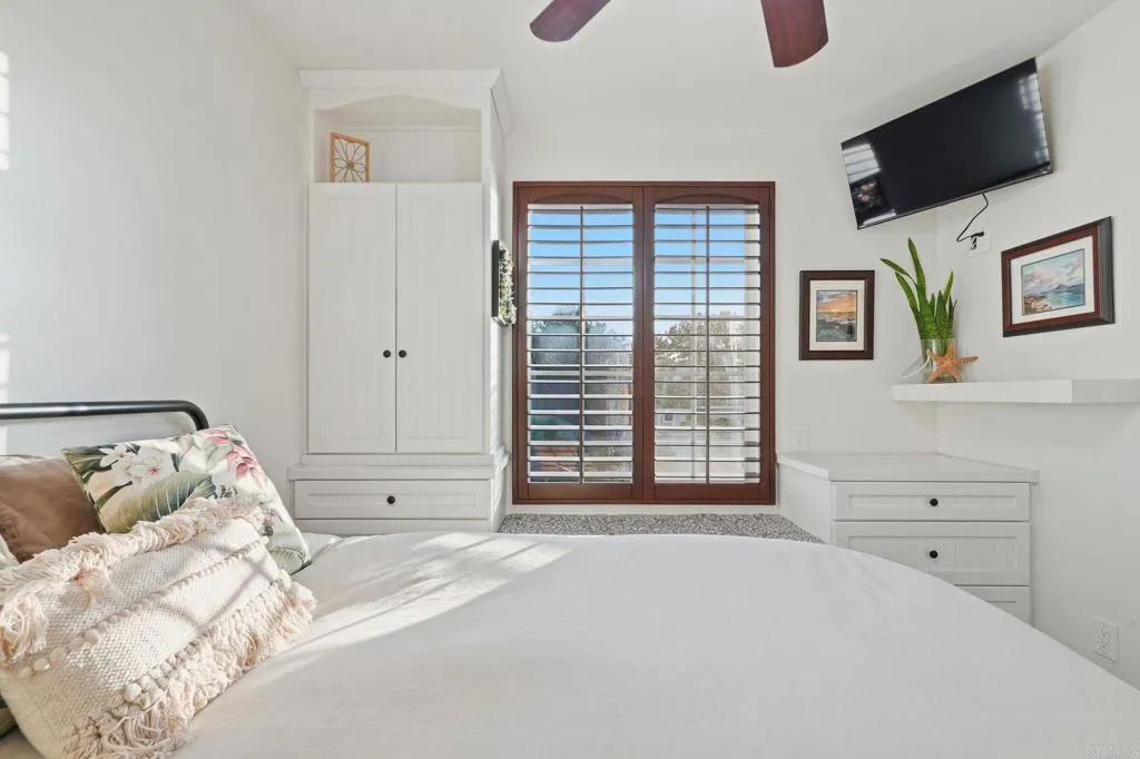 https://cdn.realtyfeed.com/cdn/127/307094020/8c6da842d6cd0ab9b358c483c76dfd18.webp