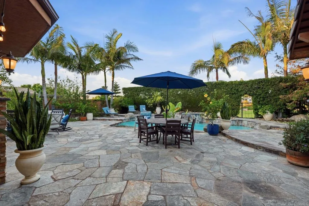 https://cdn.realtyfeed.com/cdn/127/307094020/d81417b80bb31b2f4d635952b0dcc8ea.webp