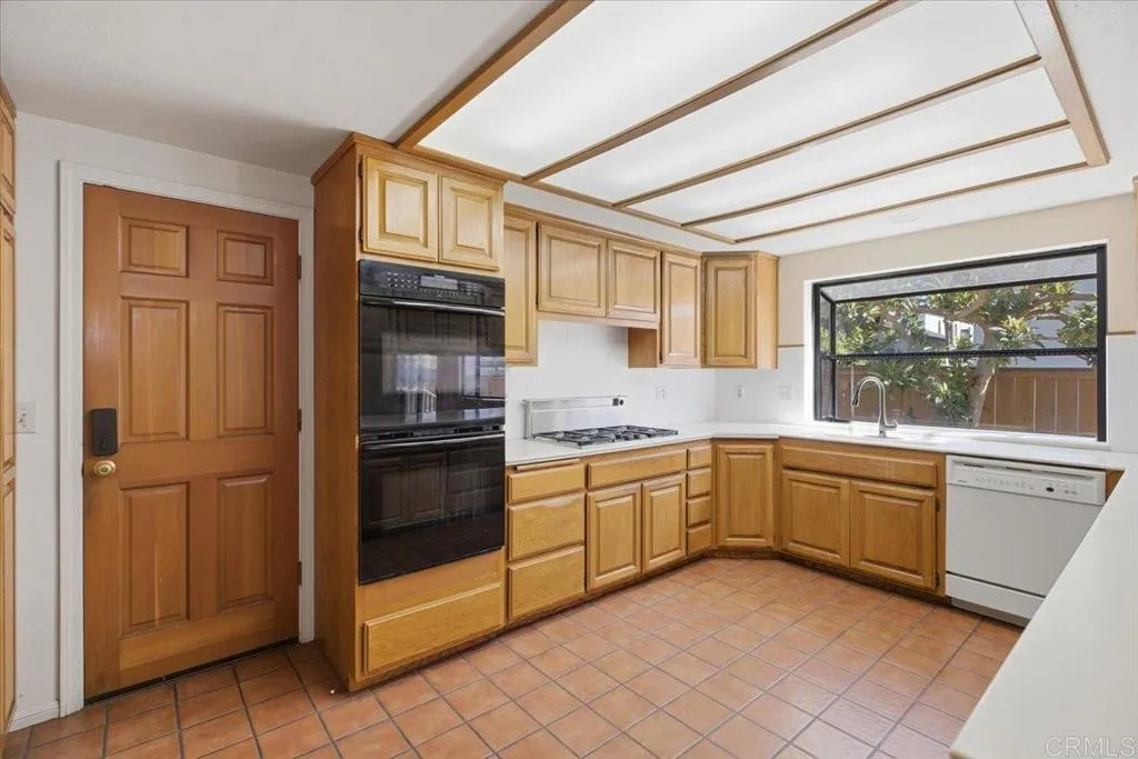 349-351 G Street, Coronado, CA 92118