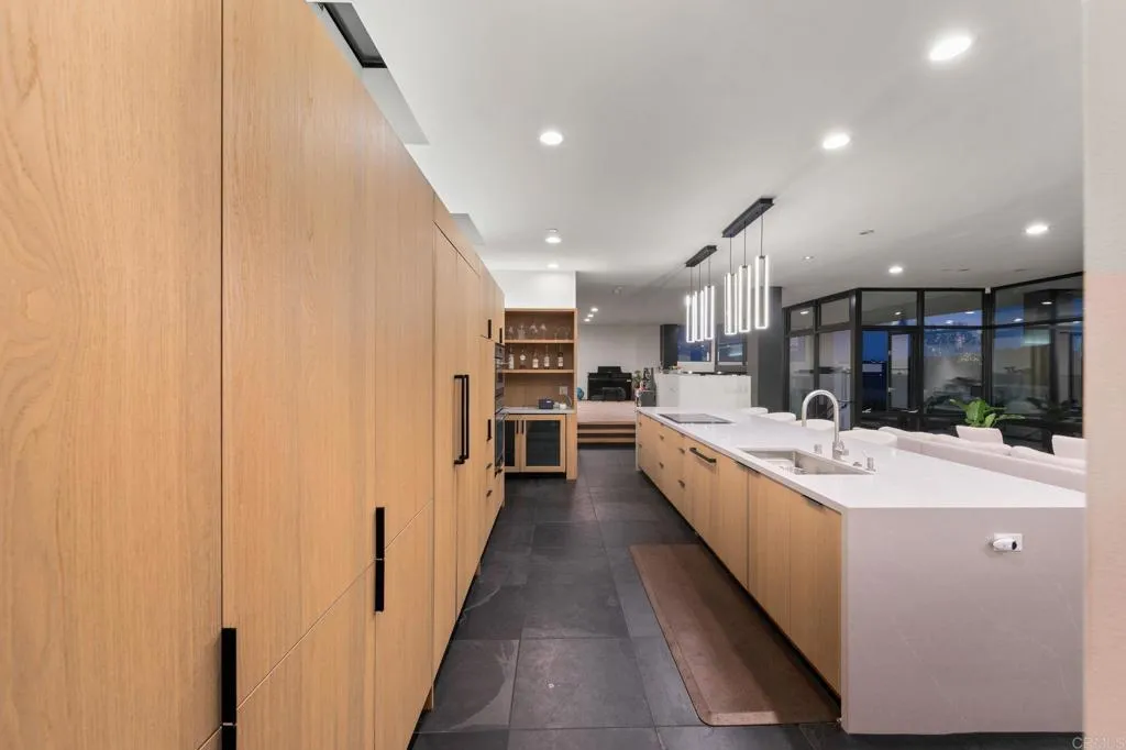 https://cdn.realtyfeed.com/cdn/127/307094098/072d45b6029e09826ce12e08af98e089.webp
