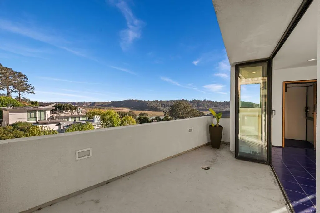 https://cdn.realtyfeed.com/cdn/127/307094098/2d070653fa1c14c7b31e1ab613e87f44.webp
