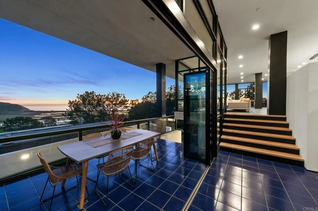 https://cdn.realtyfeed.com/cdn/127/307094098/e2dd5b9142c65042b52d48840a61ece6.webp