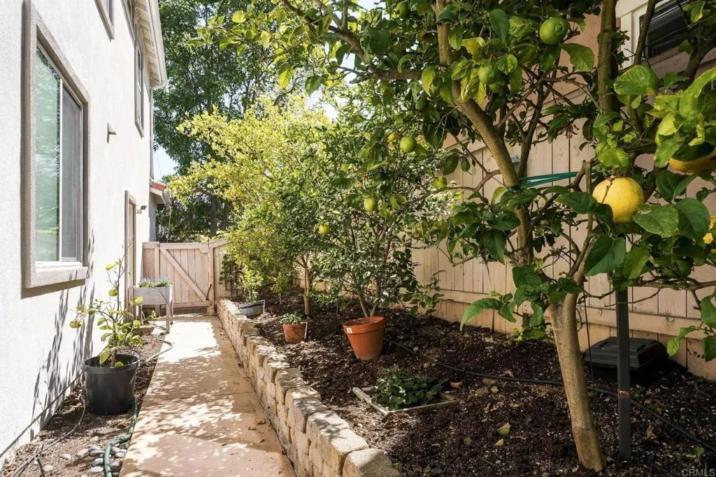 https://cdn.realtyfeed.com/cdn/127/307094145/2c725d268b471709c574b7d52d9682df.webp