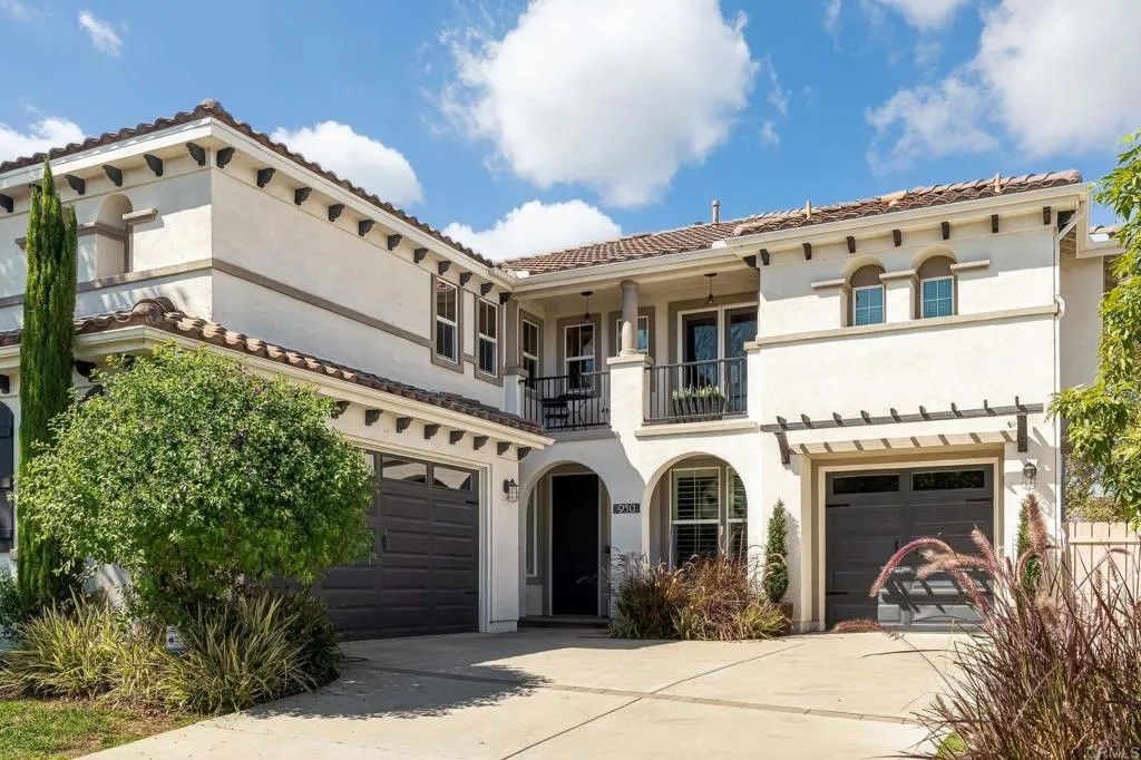 https://cdn.realtyfeed.com/cdn/127/307094145/bac19b251bf58aab300800aa727b3bd4.webp