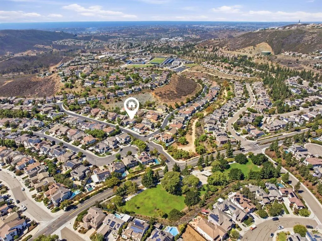 https://cdn.realtyfeed.com/cdn/127/307094145/c0aaa5bb1b21854e7c00becf84818fb8.webp