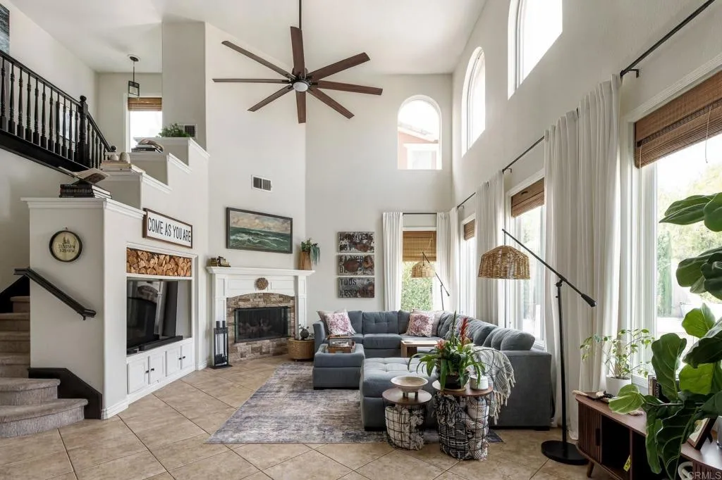 https://cdn.realtyfeed.com/cdn/127/307094145/d4f522ced24f2e0f1c18f84ed4fff164.webp