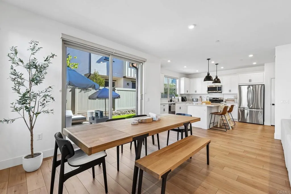 https://cdn.realtyfeed.com/cdn/127/307094184/19bc9676b7da29e5650dda1be7ad7457.webp
