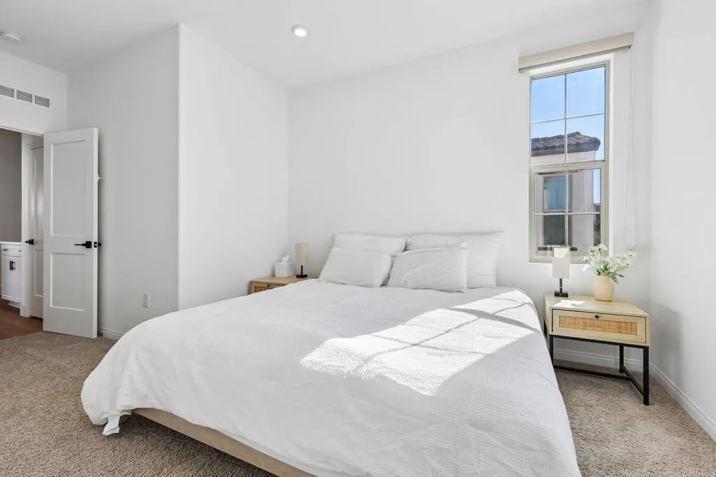 https://cdn.realtyfeed.com/cdn/127/307094184/87b8bbb4747789a4b2450309b1928ba4.webp