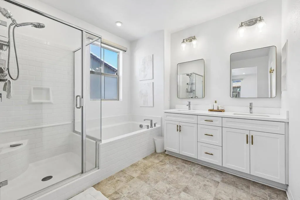 https://cdn.realtyfeed.com/cdn/127/307094184/d26d8e7fdd118eda4c0ed15baf1713f2.webp