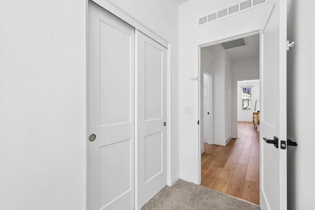 https://cdn.realtyfeed.com/cdn/127/307094184/d3ecc16ec874ab1b5cc7140a1b61d414.webp