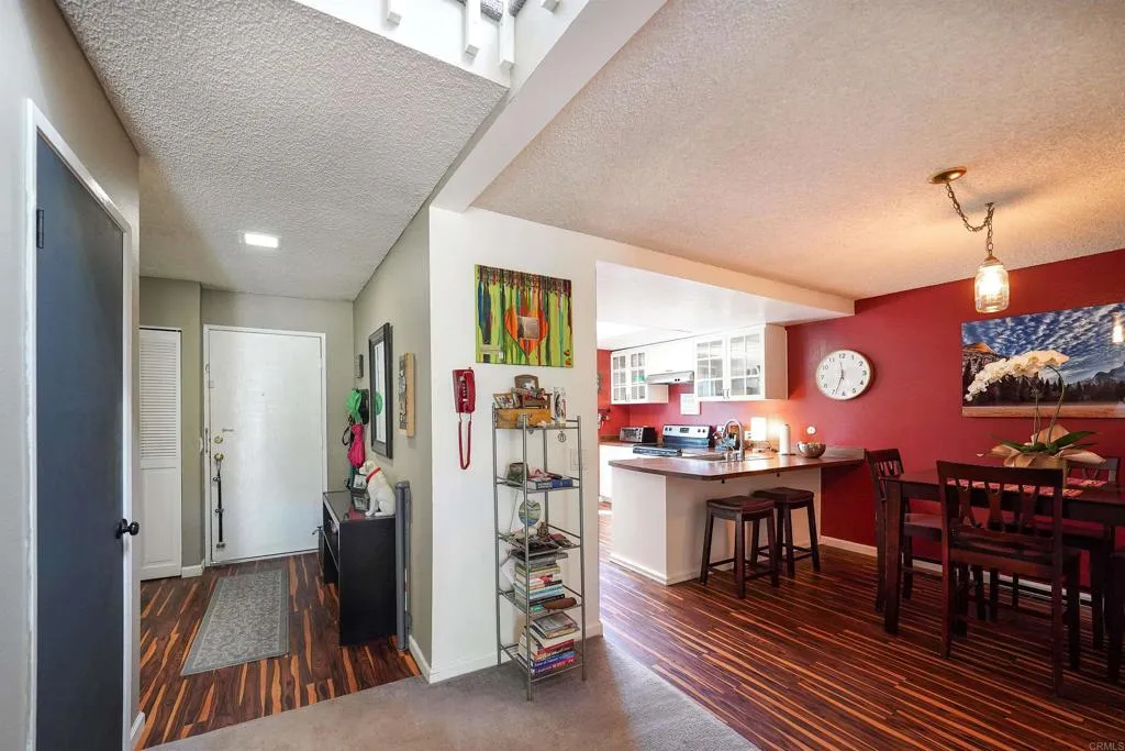 https://cdn.realtyfeed.com/cdn/127/307094188/24b47b48b1dd2a15c9260dbd0f301dad.webp