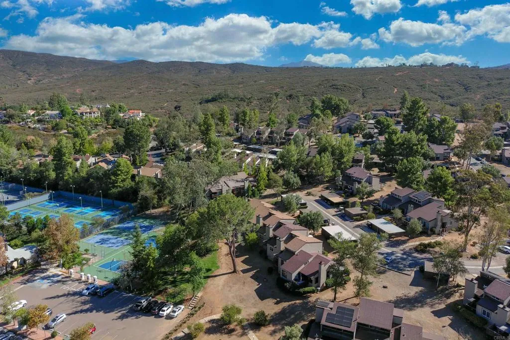 https://cdn.realtyfeed.com/cdn/127/307094188/3fb3eee13d3993636d8c8cd93b4e1b8c.webp