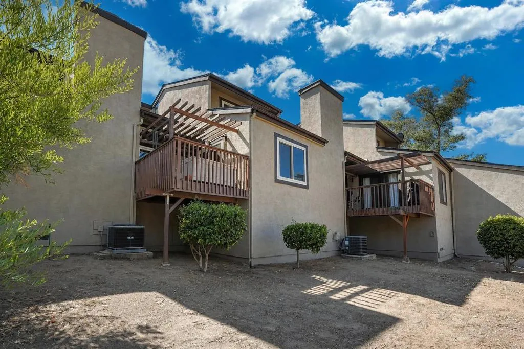 https://cdn.realtyfeed.com/cdn/127/307094188/cf83e8fcc72f2a8c7b48252ca478a72d.webp