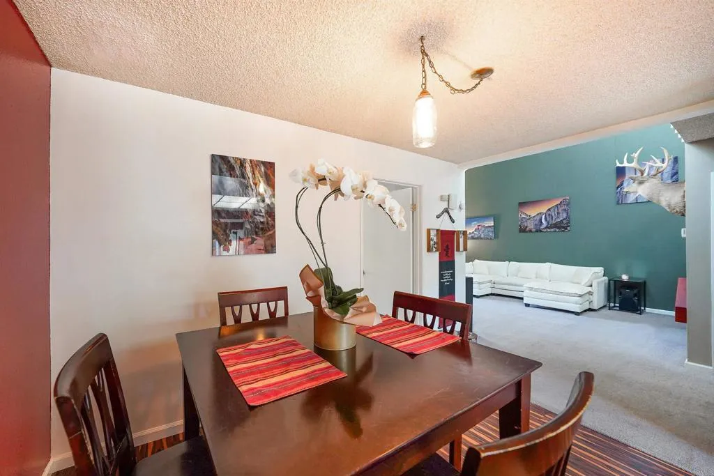https://cdn.realtyfeed.com/cdn/127/307094188/ed7d8ba72bdfa95aea9a8fa163774660.webp