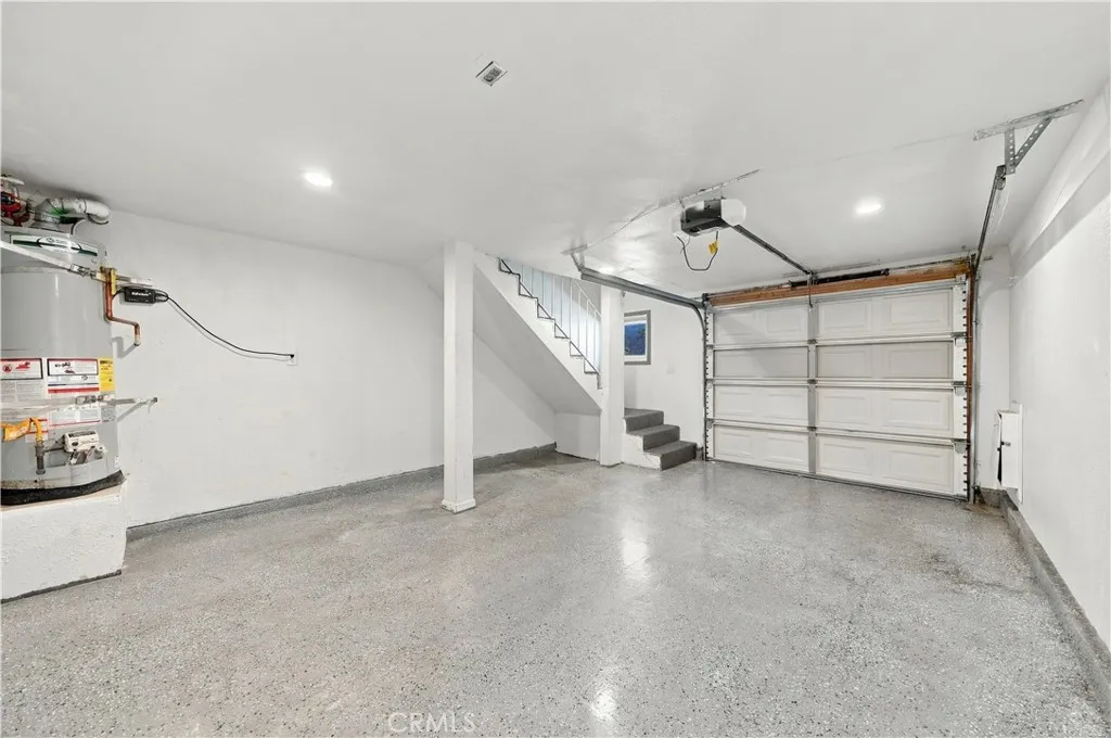 https://cdn.realtyfeed.com/cdn/127/307094192/55b2f63da0e255df795cd0c004d62fb7.webp