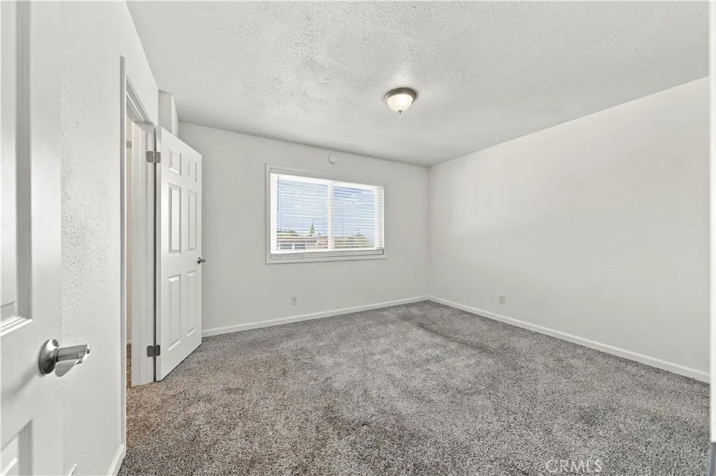 https://cdn.realtyfeed.com/cdn/127/307094192/abbfe90d909c209c9da2cc6ad4e1b3ef.webp