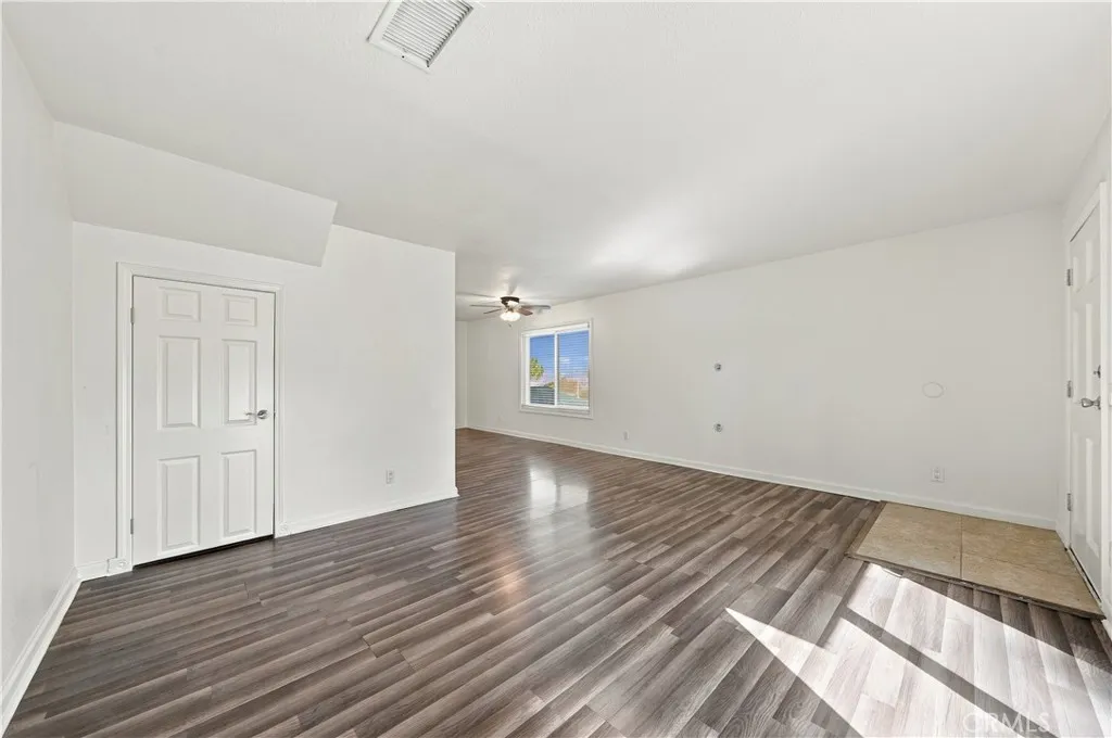 https://cdn.realtyfeed.com/cdn/127/307094192/bc8f789ab5f36b33f65e6baa3a722c2e.webp