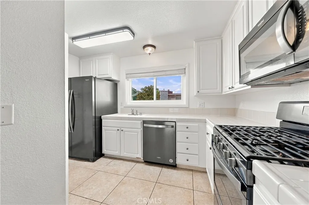 https://cdn.realtyfeed.com/cdn/127/307094192/bc95f4aa9f5672d473748d5e78d03d41.webp