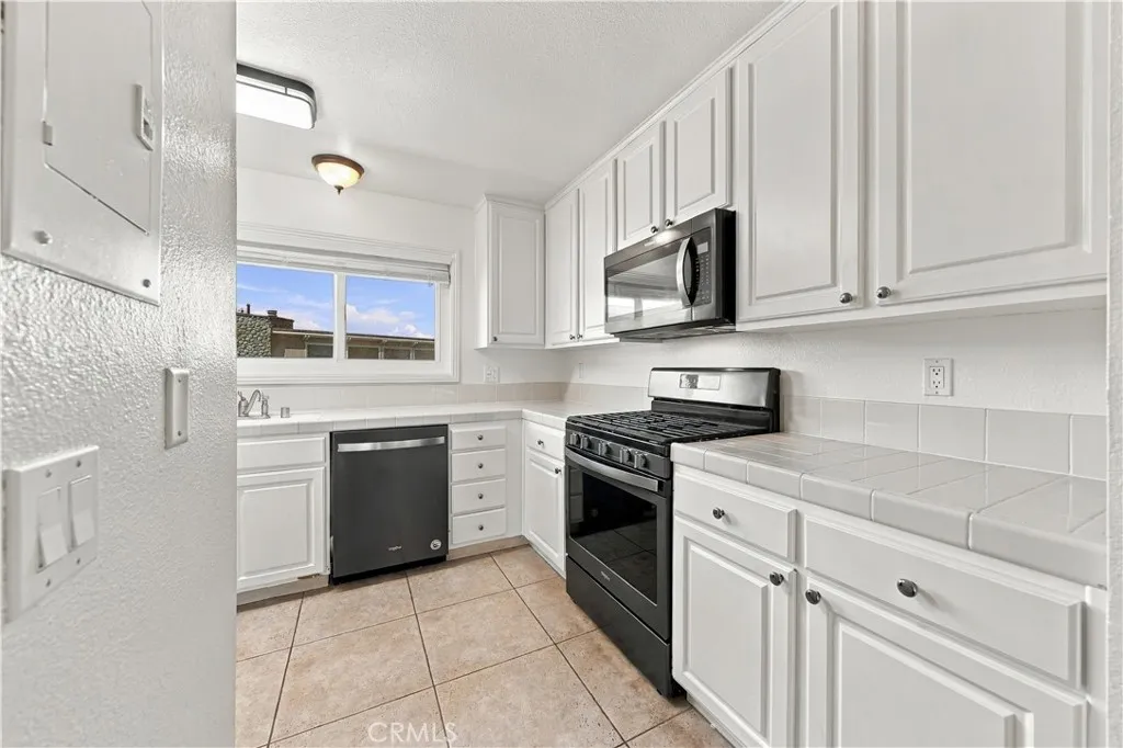 https://cdn.realtyfeed.com/cdn/127/307094192/dcaf53e0791e6f3a9bca60023a0041a3.webp