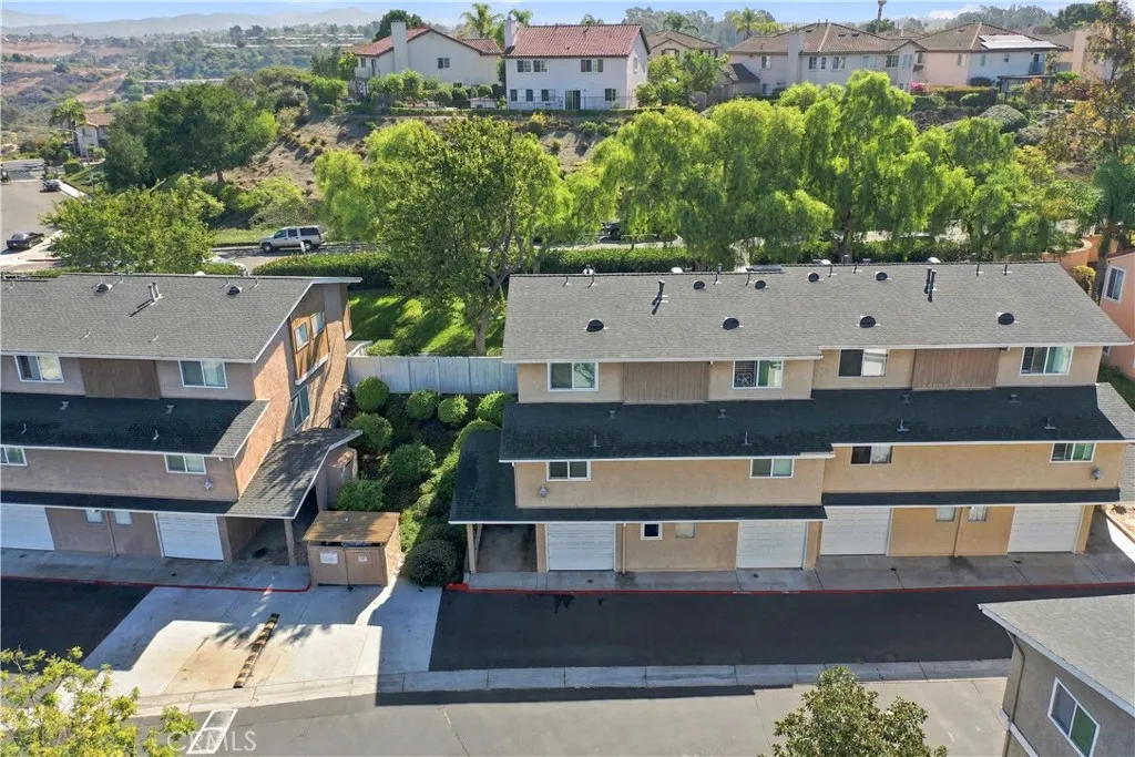 https://cdn.realtyfeed.com/cdn/127/307094192/e5468adab1fb5a8a6bffc13c37384262.webp