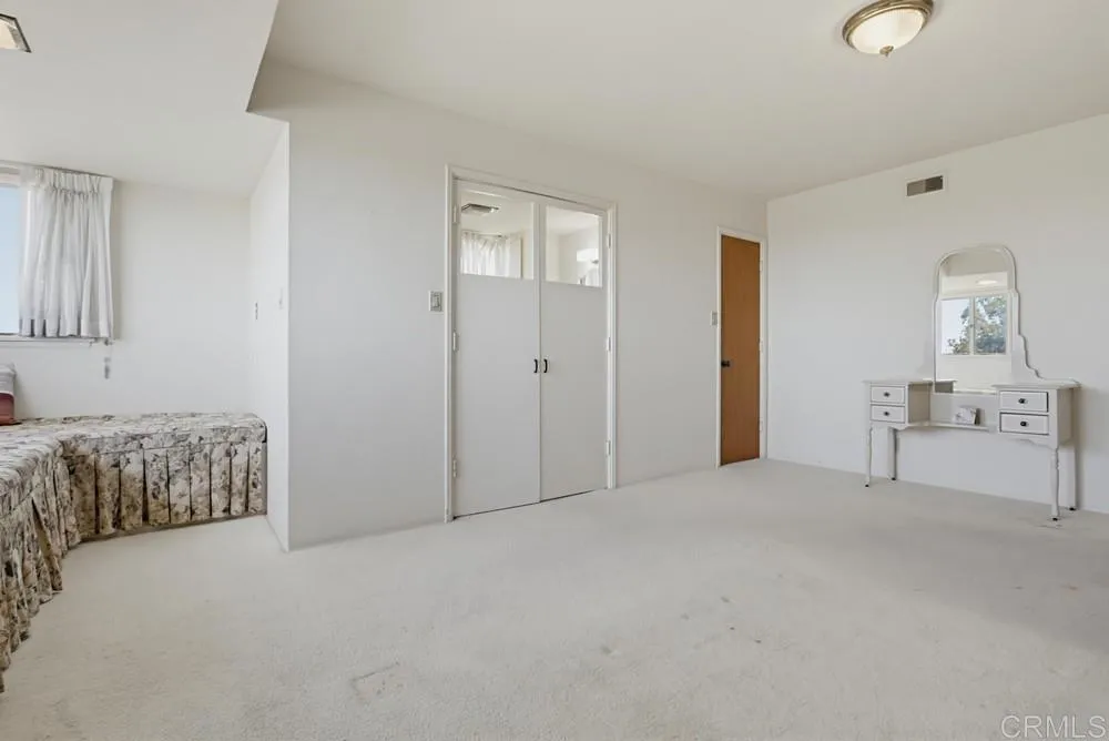 1005 Alexandria Dr, San Diego, CA 92107 1005 Alexandria Dr, San Diego, CA 92107