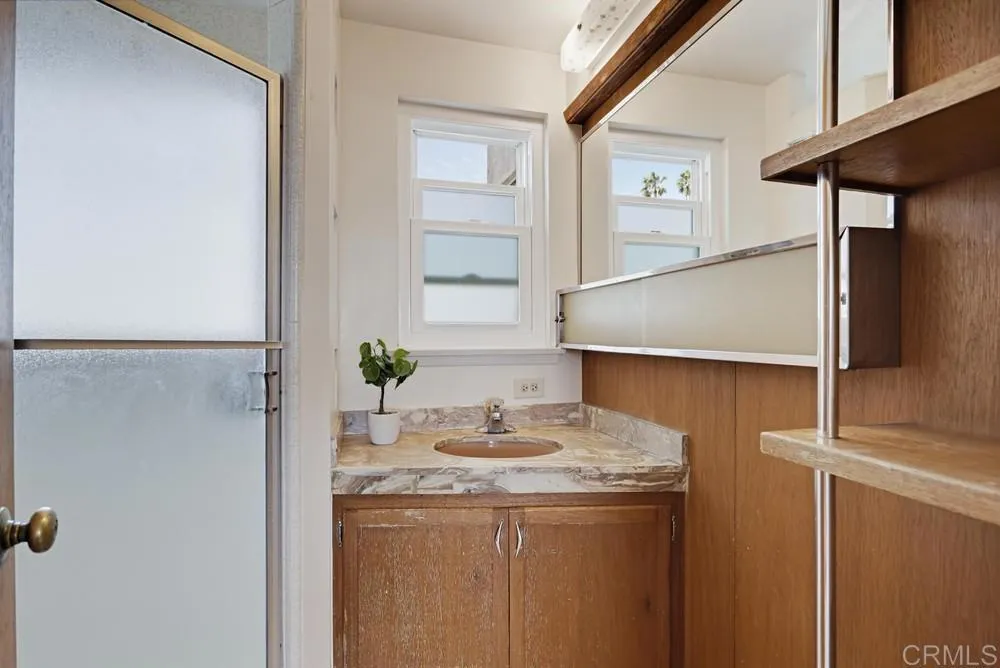 1005 Alexandria Dr, San Diego, CA 92107 1005 Alexandria Dr, San Diego, CA 92107