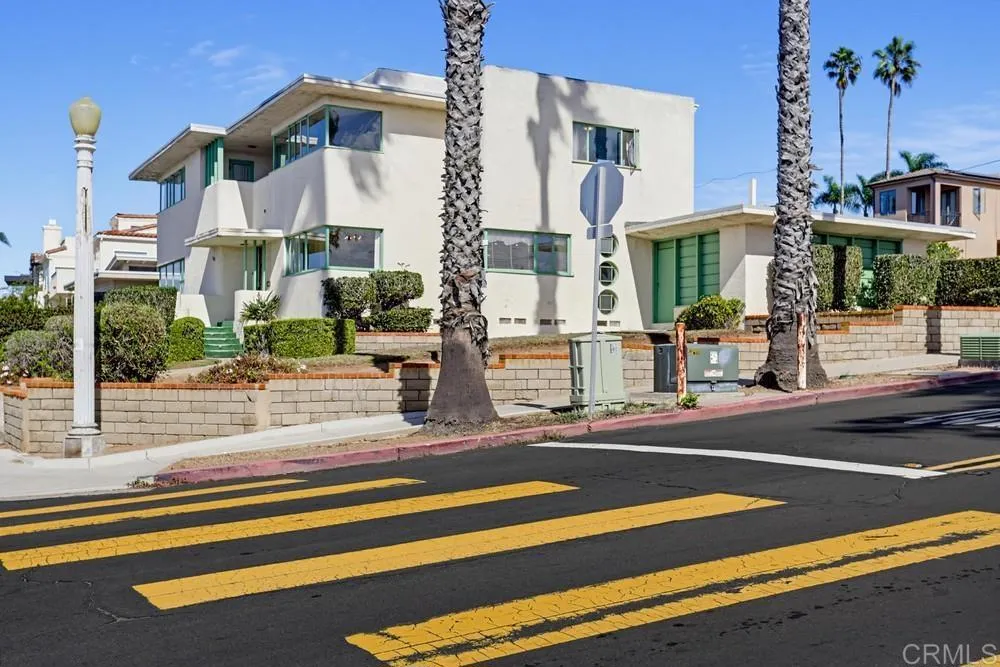 1005 Alexandria Dr, San Diego, CA 92107 1005 Alexandria Dr, San Diego, CA 92107