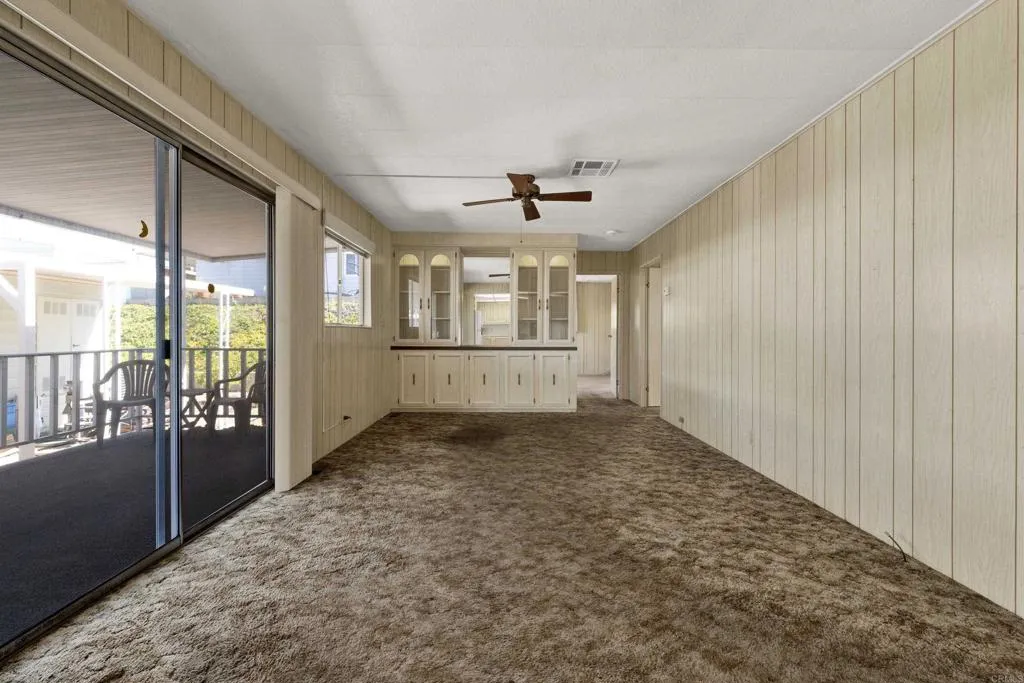 https://cdn.realtyfeed.com/cdn/127/307094232/48509a23b620c47864b708c360ecaf27.webp