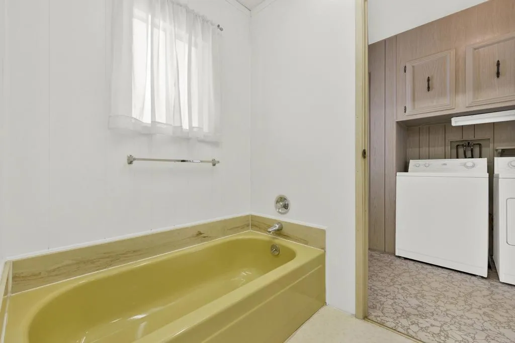 https://cdn.realtyfeed.com/cdn/127/307094232/57ce507d2619da3519d8c2f2c3945c77.webp