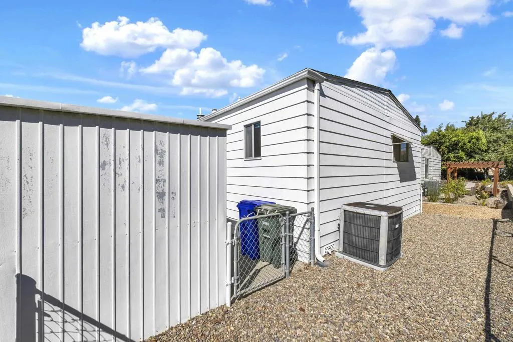 https://cdn.realtyfeed.com/cdn/127/307094232/7417e749f566e8d1c7067da88543e80a.webp