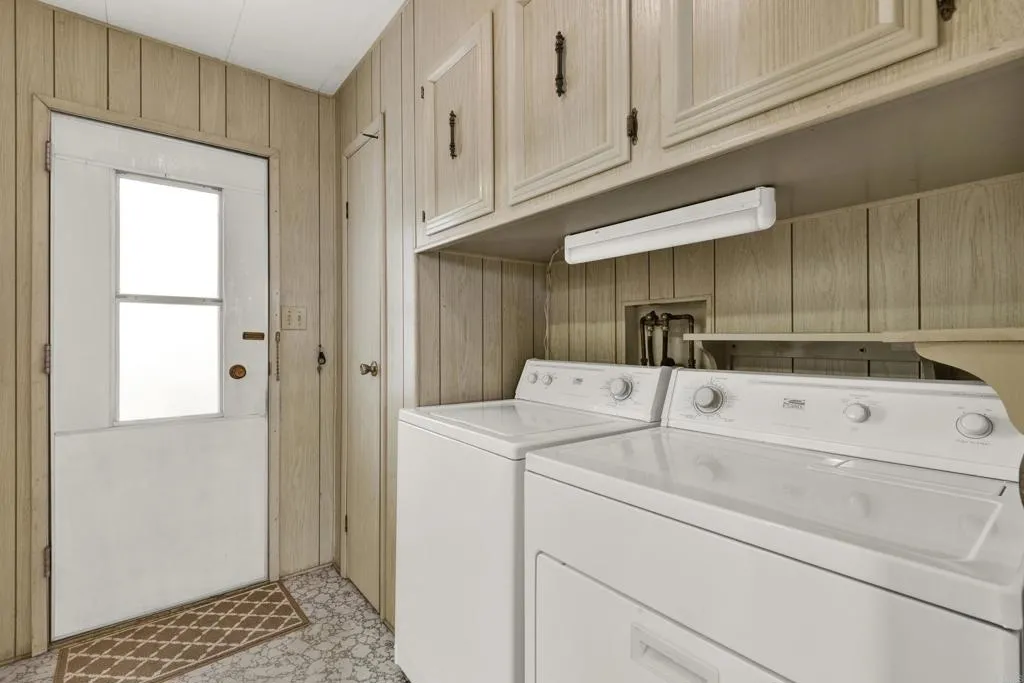 https://cdn.realtyfeed.com/cdn/127/307094232/cb1f0f5170716d987dcd6896656cdc06.webp