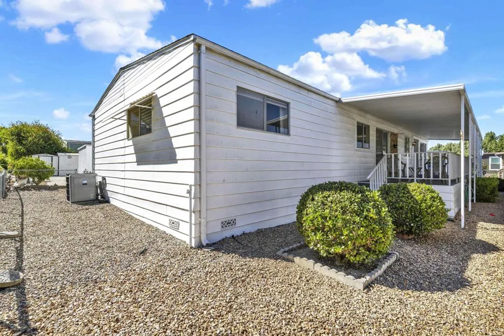 https://cdn.realtyfeed.com/cdn/127/307094232/e64d9a28dcec35073930c6577aec4346.webp