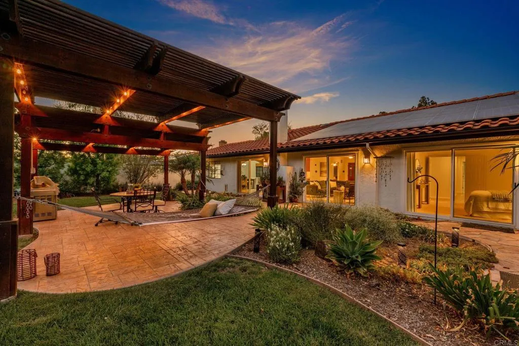 https://cdn.realtyfeed.com/cdn/127/307094549/d99962d6dbab6278c75b875e6ac7c48b.webp