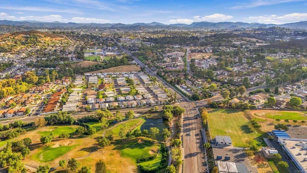 https://cdn.realtyfeed.com/cdn/127/307094552/38fa3e2cbd58018b751f81fb0341a87b.webp