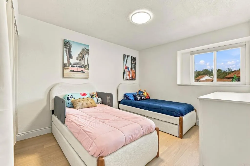 https://cdn.realtyfeed.com/cdn/127/307094552/68e223a51784645bba8738cc7137fd2c.webp
