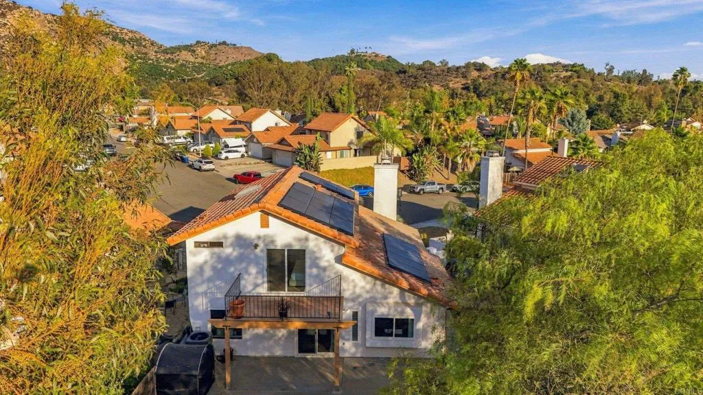 https://cdn.realtyfeed.com/cdn/127/307094552/8c3a0aa368f454aa22c8b5f29e4cda3d.webp