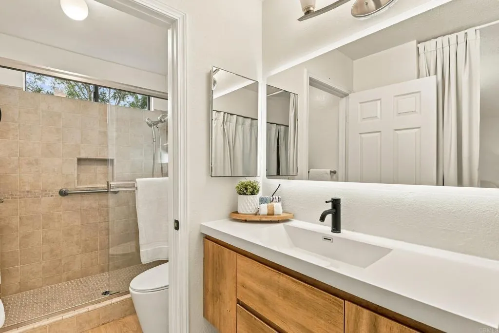 https://cdn.realtyfeed.com/cdn/127/307094552/aba48921a333c21515ce40f457ae9a43.webp