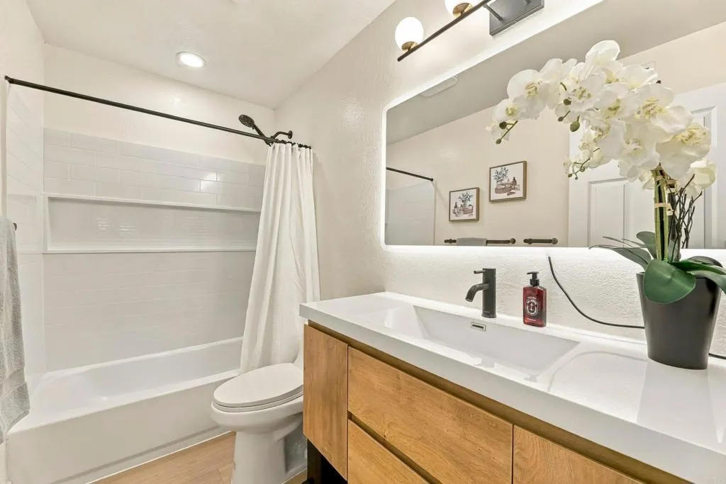https://cdn.realtyfeed.com/cdn/127/307094552/abf8f7e37e6d9bb63e1b1d1271ccd739.webp