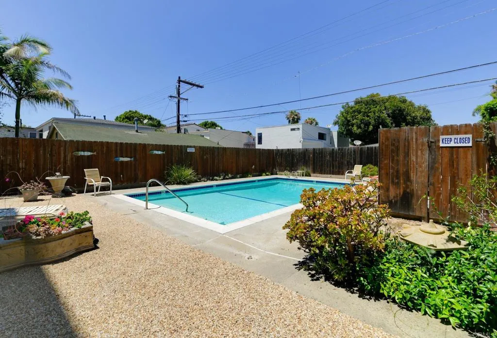 https://cdn.realtyfeed.com/cdn/127/307094615/8052e97d2d2020f9b3dd1c69fde0042a.webp