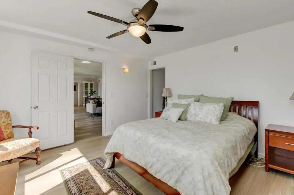 https://cdn.realtyfeed.com/cdn/127/307094615/a43edc0a5175fc4c6f013a10001d8f90.webp
