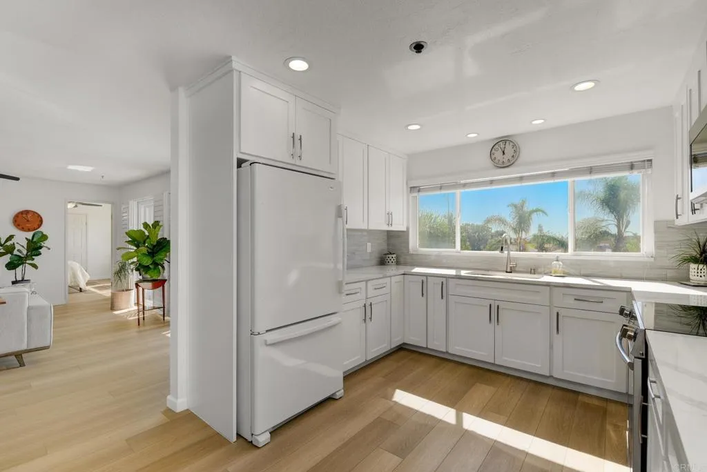 https://cdn.realtyfeed.com/cdn/127/307094615/bcca569db2e2c6ca2095817ca3df1af6.webp